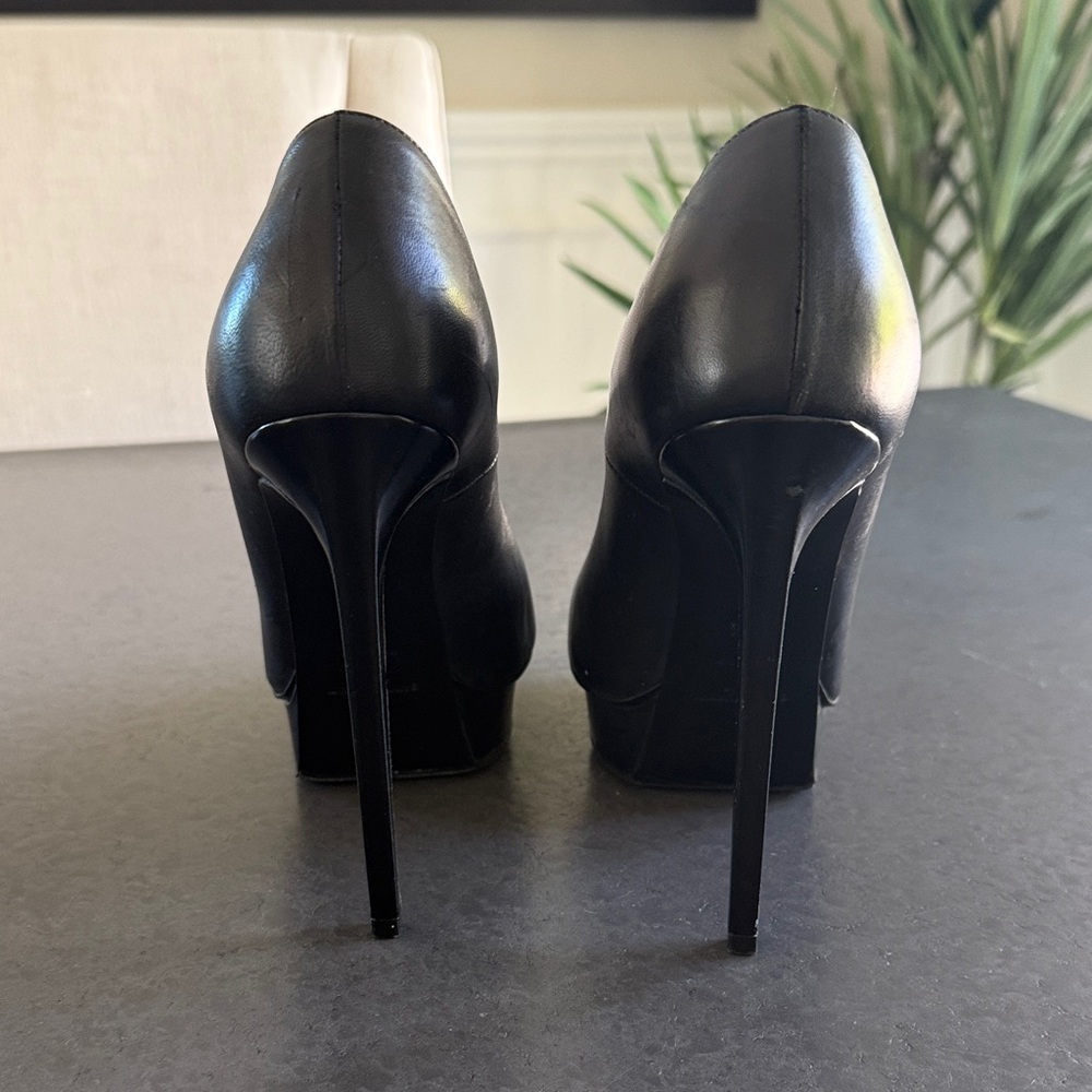 💯 AUTHENTIC Saint Laurent Black Platform Heels with Gold Trim Black Size 38.5 - Picture 8 of 12